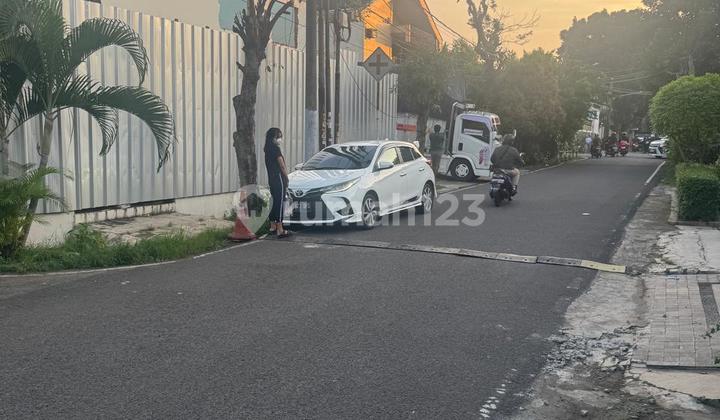 Plot of Land in Kebayoran Lama, South Jakarta Plot of Land in Kebayoran Lama, South Jakarta
