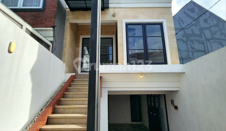 Modern Tropical Ready to Live in Veteran-Bintaro 2