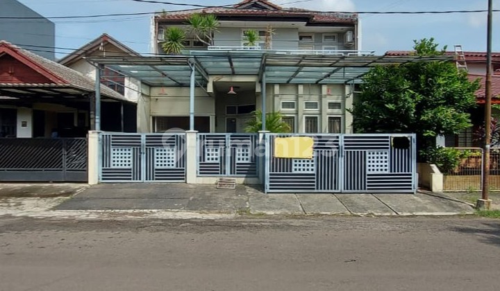 Ready-to-Live House, Flood-Free in the Large Complex of Bintaro Jaya, South Tangerang