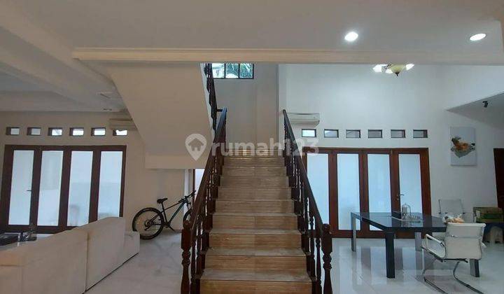 For Sale Rumah Asri Terawat Halaman Luas Area Cipulir Kebayoran Lama Jakarta Selaran 2