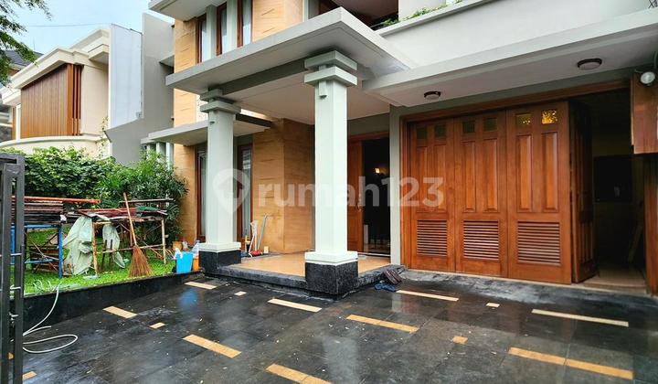 Dijual Rumah Modern Style Progres Renovasi Pondok Indah