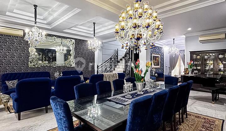 Rumah Mewah Fully Furnished, Private Pool