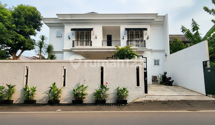 Dijual Rumah Modern Design Siap Huni di Kebayoran Lama