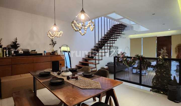 For Sale Rumah Modern Dalam Town House di Veteran For Sale Rumah Modern Dalam Town House di Veteran