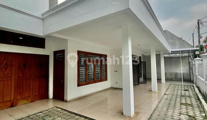 For Sale Nice House in North Cipete, Kebayoran Baru