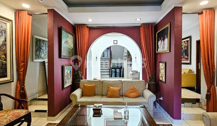 For Sale House in Pondok Indah