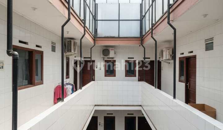 Dijual Tanah, Rumah Tinggal + Kamar Kos di Setiabudi - Karet Semanggi, Jakarta Selatan