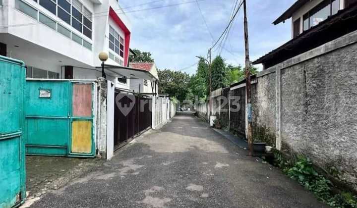 Quick Sale Below Market Value for Land & Building in Kebagusan, South Jakarta 2