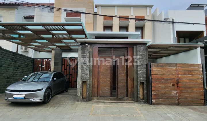 Rumah 2 Lantai di Tb Simatupang, Jakarta Selatan Rumah 2 Lantai di Tb Simatupang, Jakarta Selatan