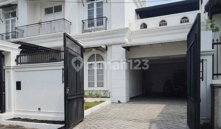 For Sale Brand New Royal Classic Luxurious Import, Tebet Komplek