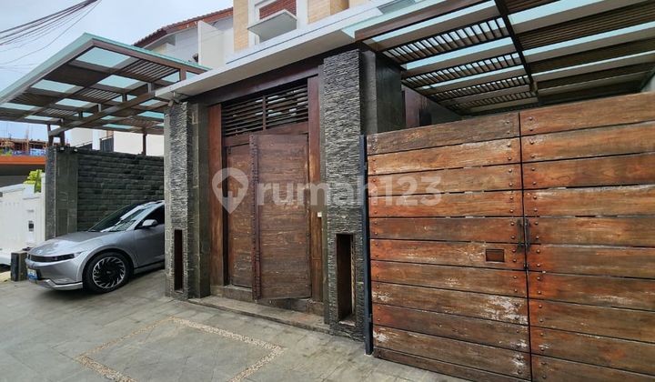 Rumah 2 Lantai di Tb Simatupang, Jakarta Selatan 2