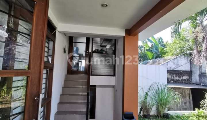 For Sale Strategic House Inside Cirendeu Compound South Tangerang 2