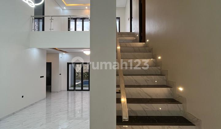 Luxurious Brand New House Modern Design Kebayoran Baru, Jakarta Selatan