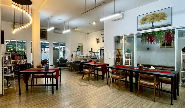 3 Ruko Gandeng American Classic Bintaro Siap Digunakan 3 Ruko Gandeng American Classic Bintaro Siap Digunakan