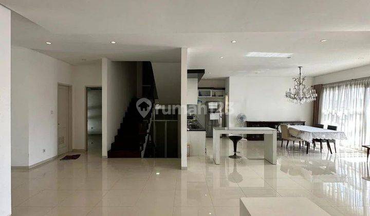 For Sale Rumah Modern 3 Lantai Dalam Town House Lebak Bulus Jakarta Selatan 2