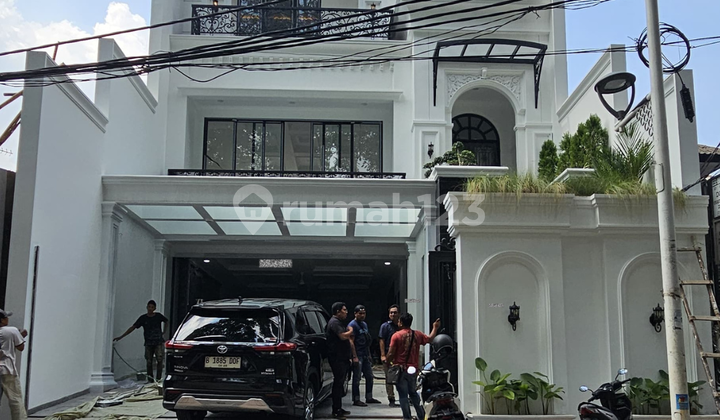 Brand New Classic Modern House Tebet, Jakarta Selatan