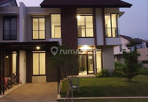 Rumah 2 Lantai Baru di Kota Baru Parahyangan 2