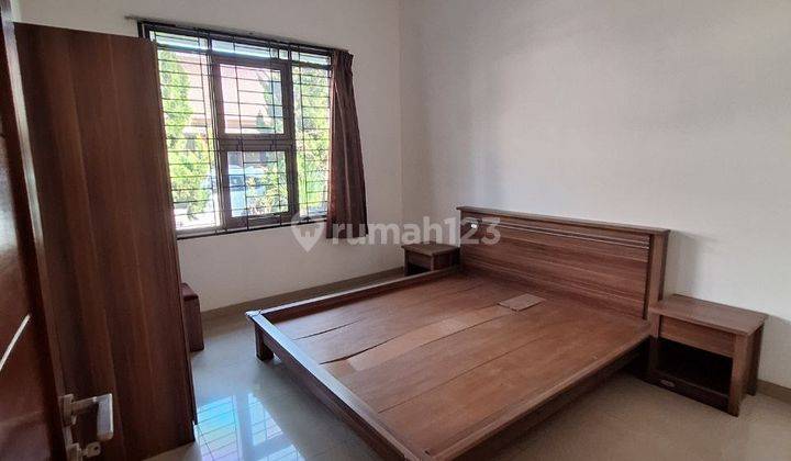 Rumah Kontrakan Bagus SHM di Singgasana Pradana Bandung  2