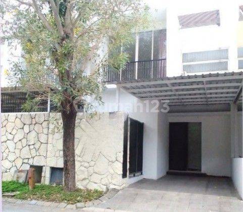 Rumah Bagus Modern Minimalis Di Forest Mansion Citraland Surabaya 2