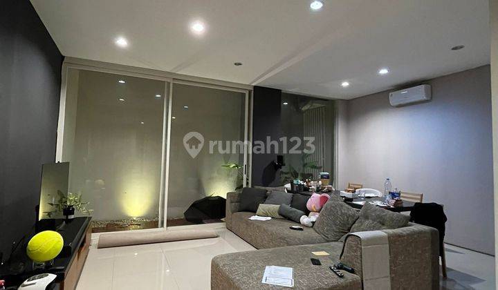 Jual Rumah Greenlake Citraland Surabaya Bagus 2