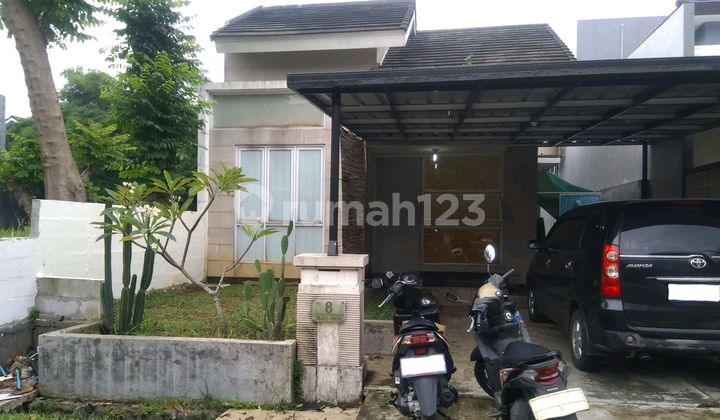 For Rent House in Telaga Golf Sawangan Housing, Depok City.