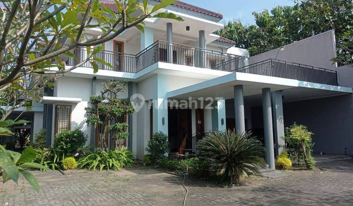 Dijual Rumah Mewah Halaman Luas Full Furnish Siap Huni 1