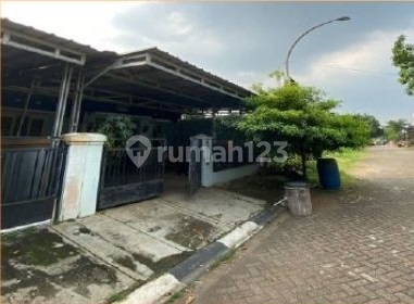 Rumah Cluster Luas dan Lapang di Metland Transyogi Bogor 2
