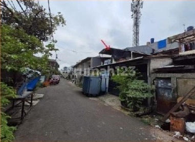 Rumah 2 Lantai Lokasi Strategis Murah di Cengkareng 2