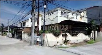 Rumah Letak Strategis Dekat Pusat Busines dan Perbelanjaan 2