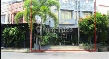 Hunian Nyaman dan Mewah 2 Lantai di Kota Palembang