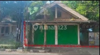 Large and Spacious Comfortable House in a Lush Environment in Magetan 2