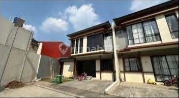 Rumah Modern 2 Lantai Posisi Jalan di Cibinong 2