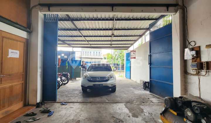 Gudang Siap Pakai Dijual Cepa di Raya Petikan, Driyorejo