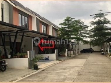 Hunian 2 Lantai Modern Minimalis di Metland Transyogi 2