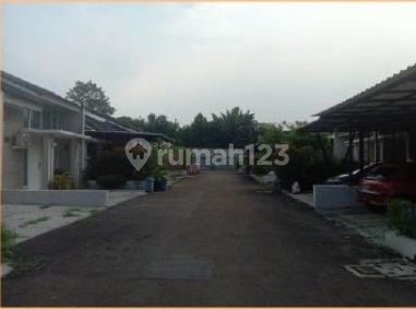 Comfortable Modern Minimalist Residence in Jade Park Serpong 2