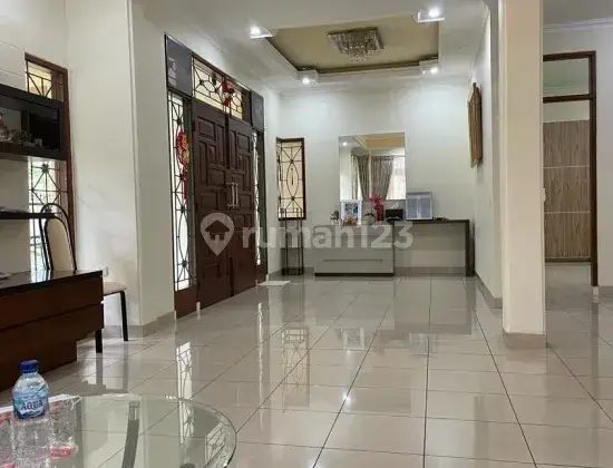 Rumah 2 Lantai, Hoek Utara Barat Dan Full Furnished Semanan, Jakarta Barat 1