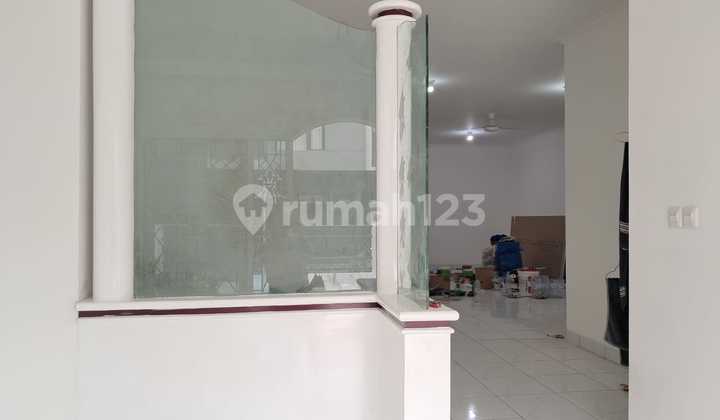 2-Story Rental House in Permata Buana, Flood-Free, South-Facing 8x18 2