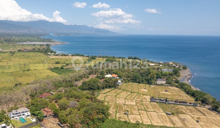 Tanah View Laut dan Pegunungan di Buleleng Singaraja