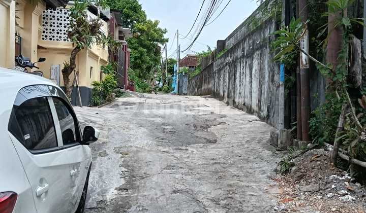 Cheap Land Ready to Build in Taman Griya Jimbaran Cheap Land Ready to Build in Taman Griya Jimbaran