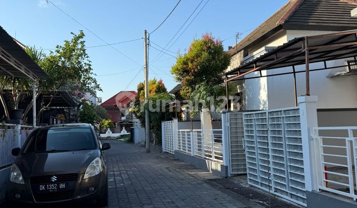 Ready-to-Occupy 3 Bedroom House in Padangsambian Kaja, Near Tunas Daud School