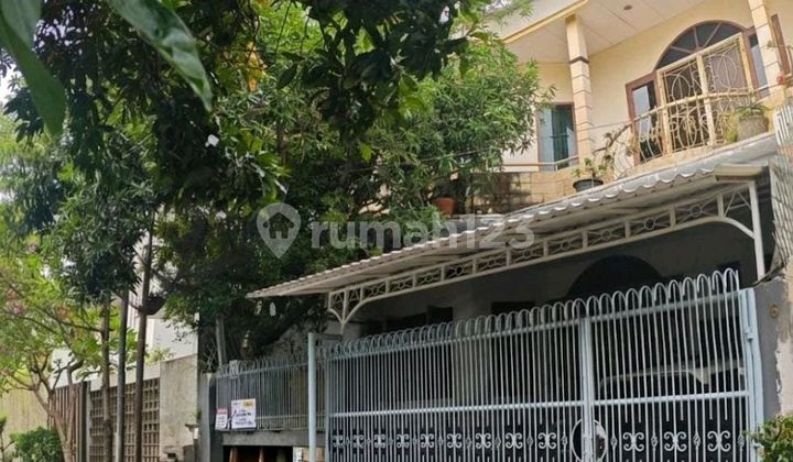 Rumah Siaphuni Dipluit Jakarta Utara