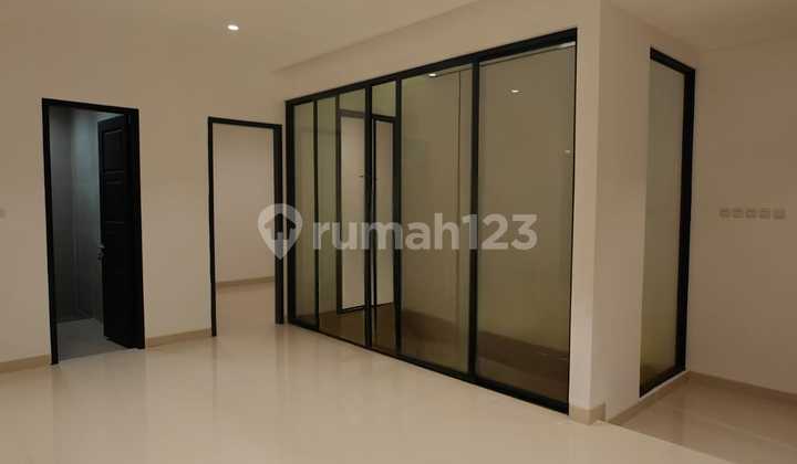 Dijual Rumah Baru Metland Puri, Selatan 2