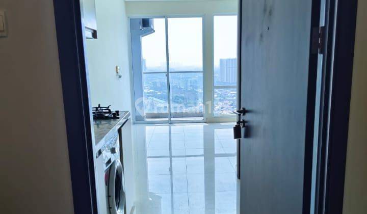 Dijual Apartemen Puri Mansion Tower Beryl, Lantai 35, Semi Furnis 2