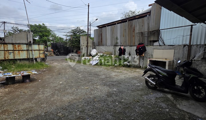 Warehouse with Land for Sale in Semanan, West Jakarta