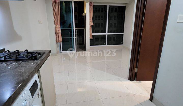 Dijual Apartment 1km 1km Semi Furnished di Green Sedayu Cengkareng 1