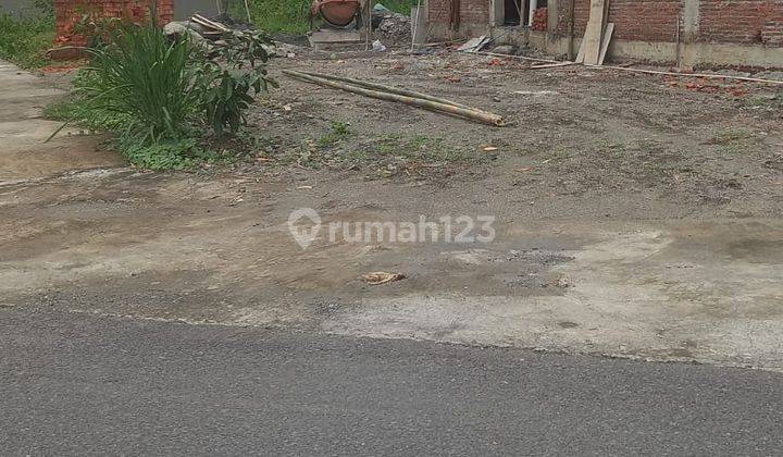 Tanah Pinggir Aspal Timur Jalan Kaliurang Km. 13 Dekat Kampus Uii 2