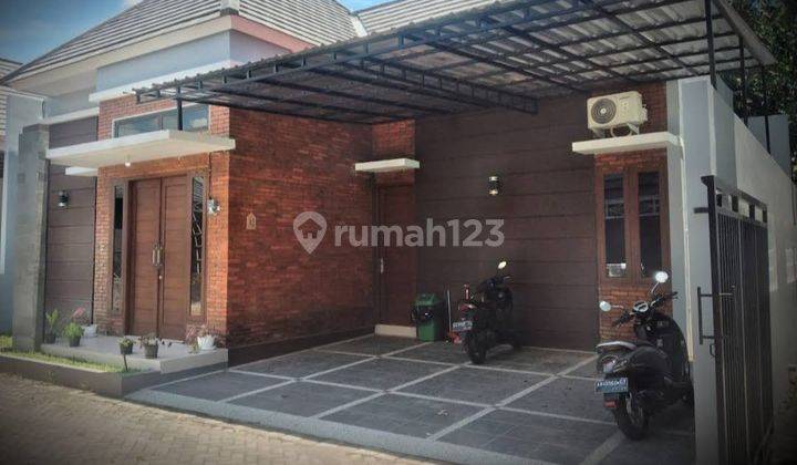 Rumah Cantik Jalan Godean Dekat Jl. Bibis Dan Pasar Gamping 1