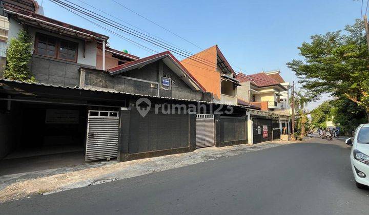 Rumah Besar 2 Lantai Di Tebet Barat Dijual Hitung Tanah Dibawah Harga Pasar Jalan Besar 2 Mobil Menuju Jalan Dr Supomo Markertable Menjadi Kos2an Kontrakan Dan Gedung Usaha 1