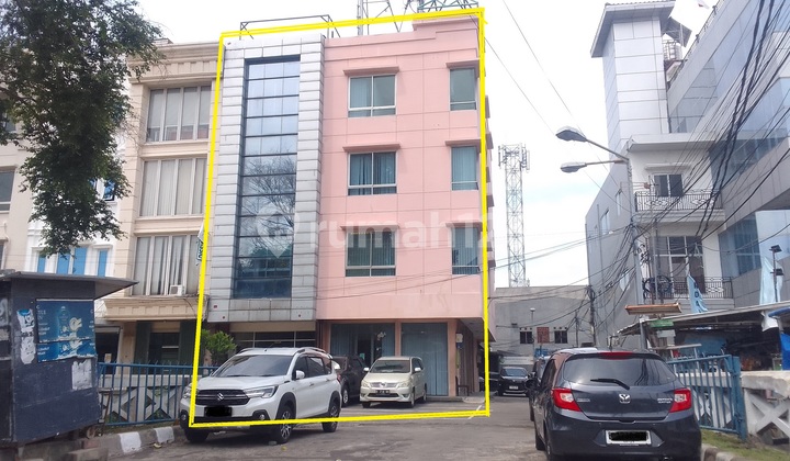 Dua Ruko Gandeng 4 Lantai Hoek Di Lokasi Strategis Komersil Jl. Dr. Saharjo, Tebet Dua Ruko Gandeng 4 Lantai Hoek Di Lokasi Strategis Komersil Jl. Dr. Saharjo, Tebet