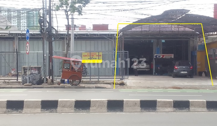 For Rent: 200 M2 Warehouse, Strategic Commercial Location, Bustling Business Area, on Jl. Dewi Sartika Cawang For Rent: 200 M2 Warehouse, Strategic Commercial Location, Bustling Business Area, on Jl. Dewi Sartika Cawang